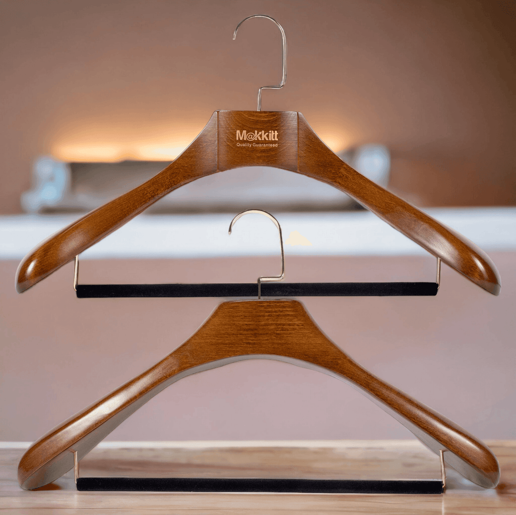 MAKKITT Luxury Wooden Hangers (Set of 2)-GYMPOLO.COM